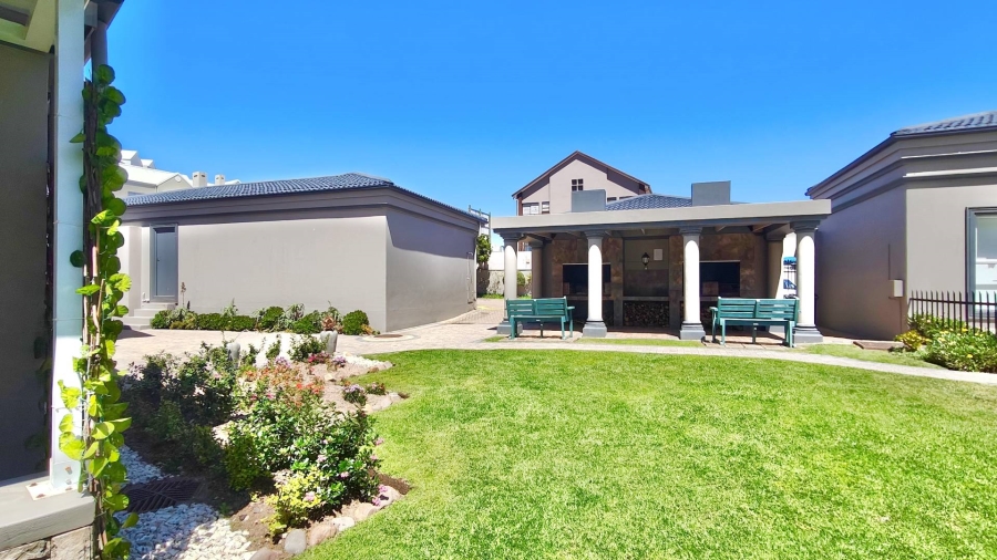 3 Bedroom Property for Sale in Diaz Beach Western Cape